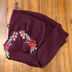 Size 0, Open Back Dress + Built in bra - B Darlin